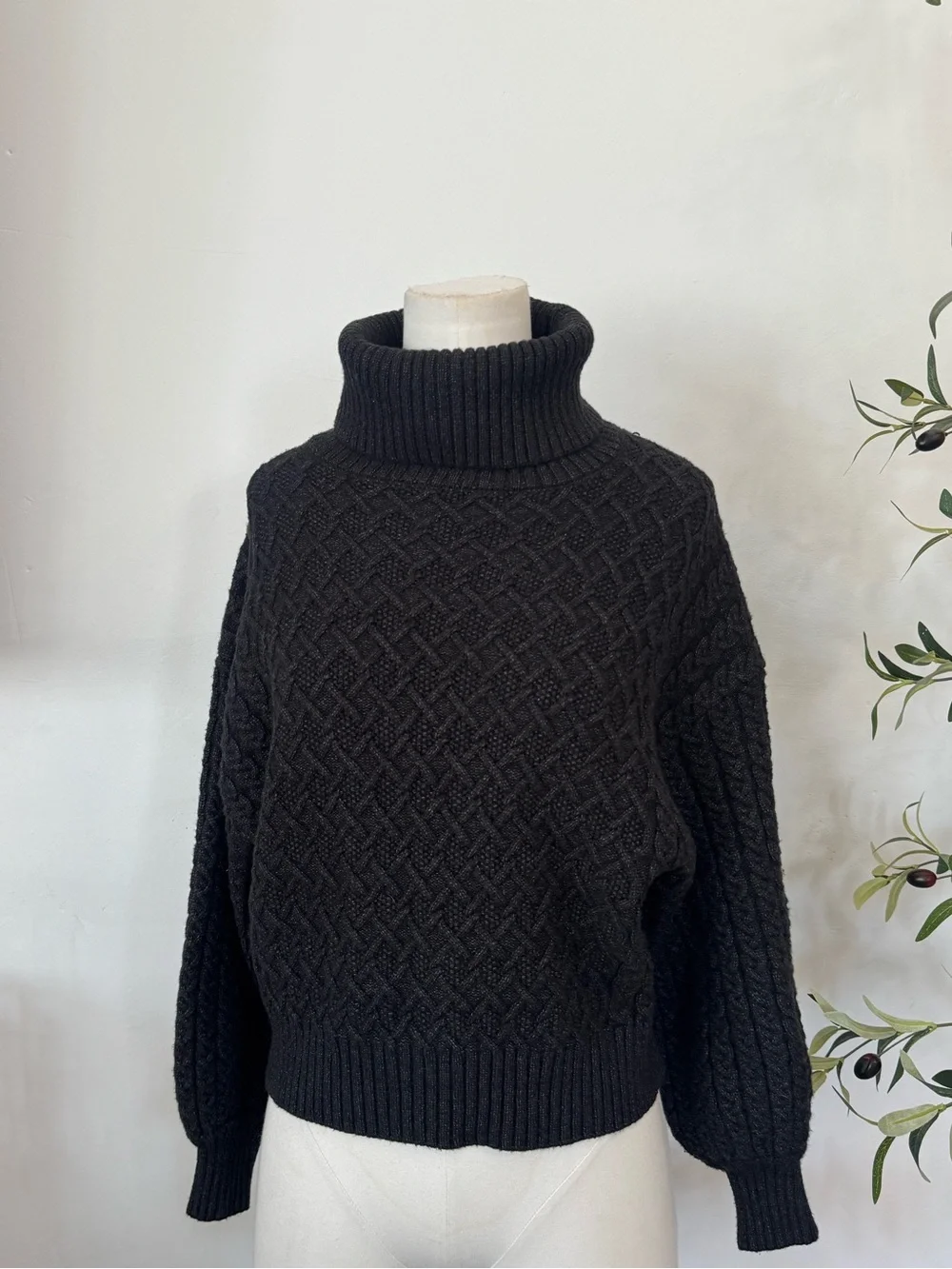 Tahari classic cozy